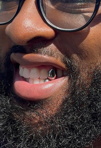 Solid Tooth Cap | Solid Tooth Grillz. Silver, Gold